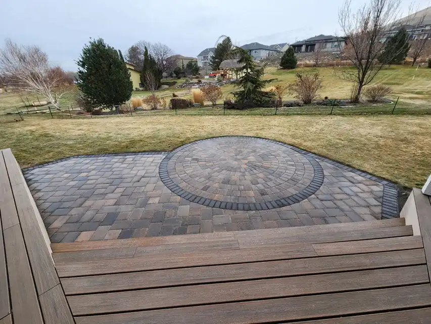 Photo of Julian's Landscaping & Maintenance LLC - Pasco, WA